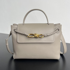 BOTTEGA VENETA 스몰 차오차오 (835835)