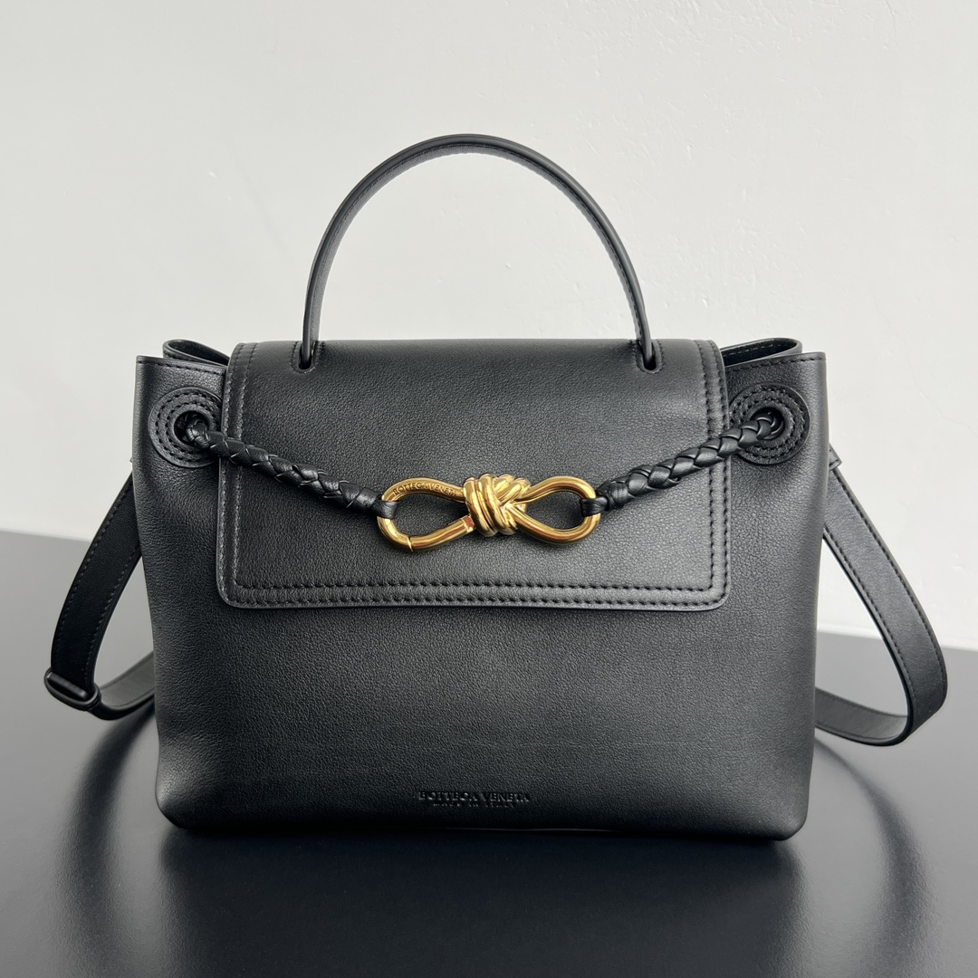 BOTTEGA VENETA 스몰 차오차오 (835835)