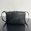 BOTTEGA VENETA 아르코 카메라백 (731165)