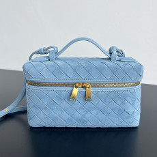 BOTTEGA VENETA 뱅뱅 베니티 케이스 (789109)