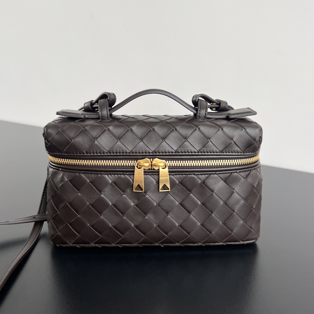BOTTEGA VENETA 뱅뱅 베니티 케이스 (789109)