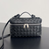 BOTTEGA VENETA 뱅뱅 베니티 케이스 (789109)