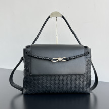 BOTTEGA VENETA 미디엄 안디아모 메신저 백 (815781)