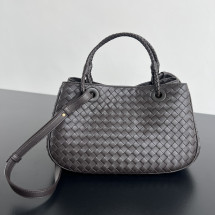BOTTEGA VENETA 바스켓 (815781)