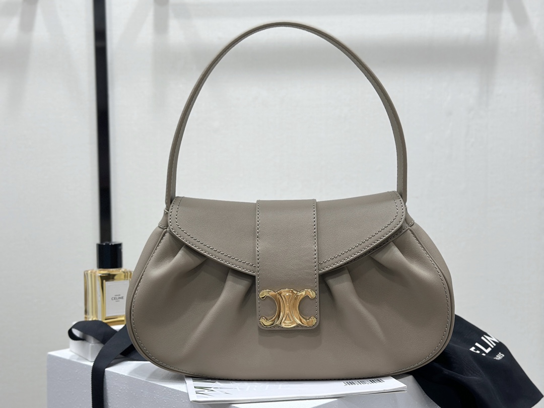 CELINE 폴리 백