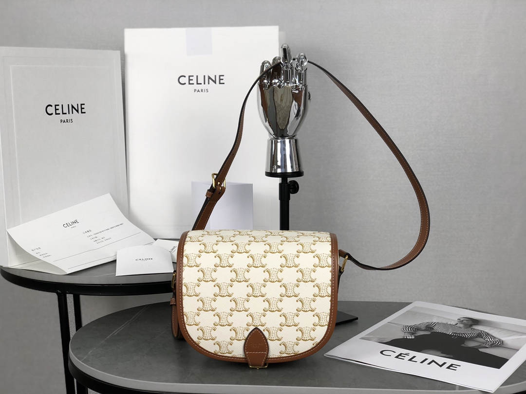 CELINE 폴코 백