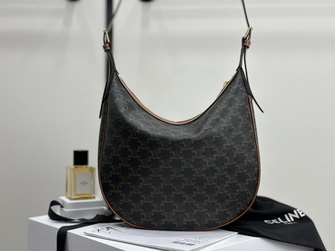 CELINE 엘로이즈 백