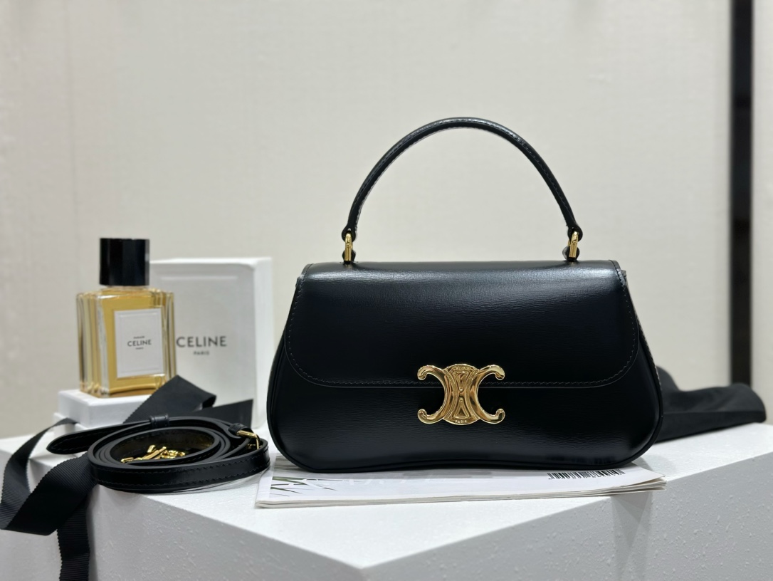 CELINE 틴 롤라