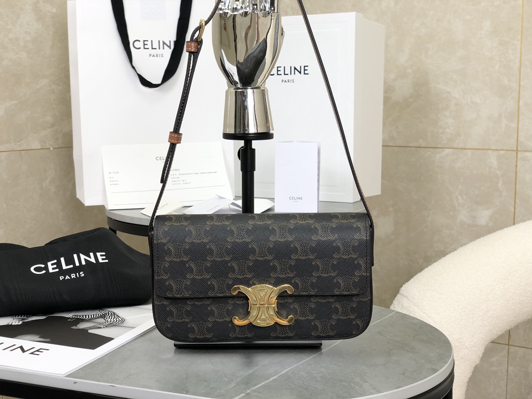 CELINE 클로드 숄더백