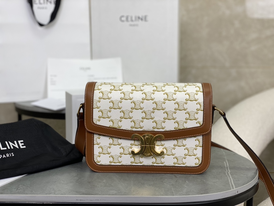 CELINE 틴 미디움 트리옹프