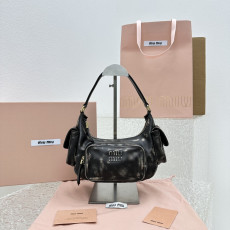 MIUMIU Leather 호보백