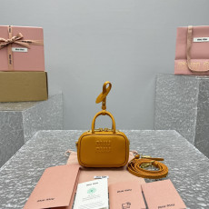 MIUMIU Leather 트릭백
