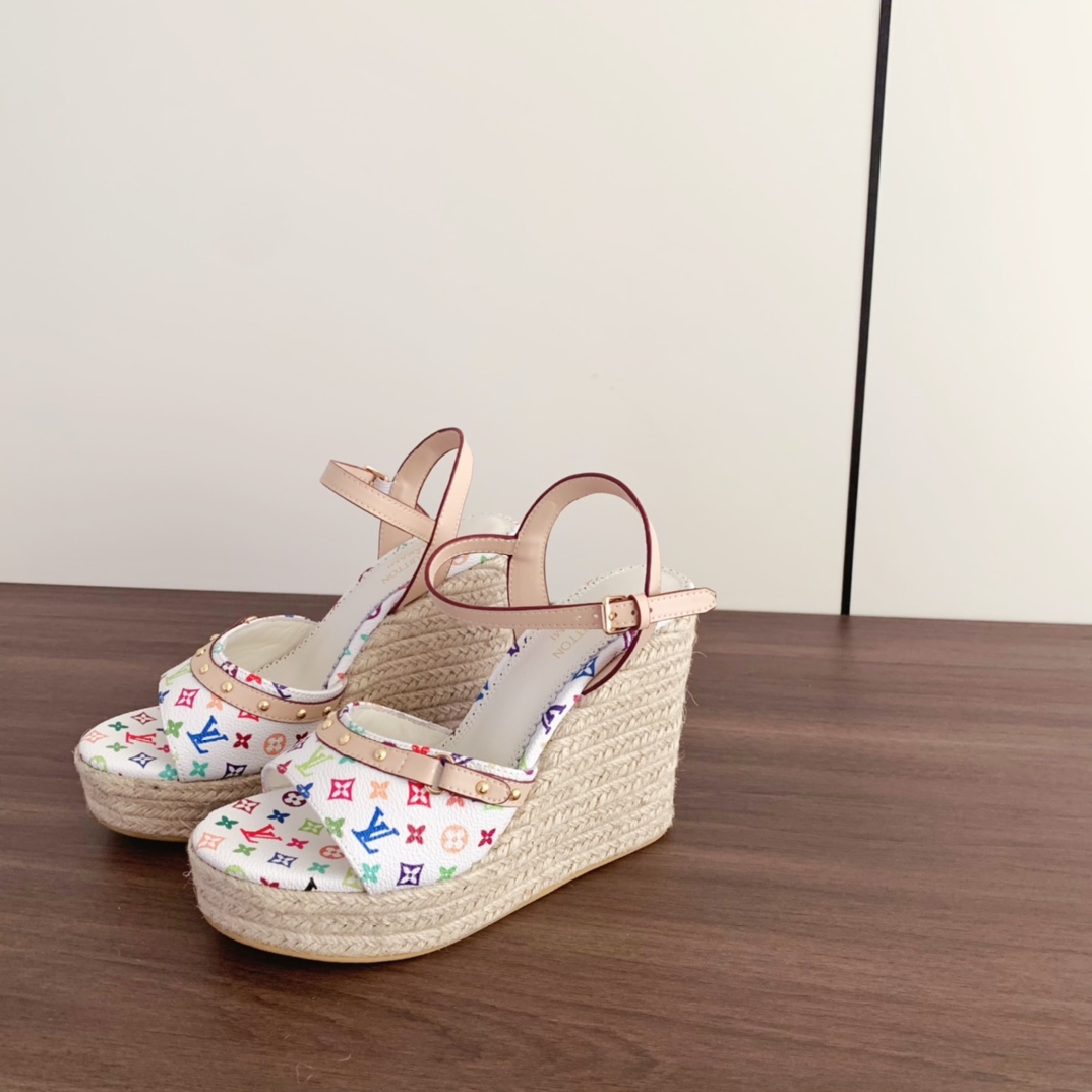 Louis Vuitton 헬리오스 웨지 샌들