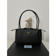 PRADA 달링 미디엄 가죽 숄더백