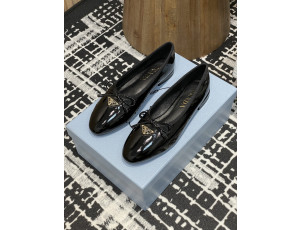 PRADA 발레리나