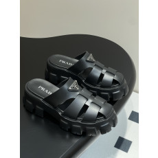 PRADA 모노리스 러버 뮬
