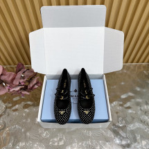 PRADA 크리스털 장식 스웨이드 발레리나