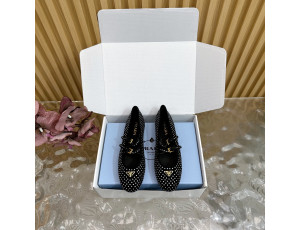 PRADA 크리스털 장식 스웨이드 발레리나