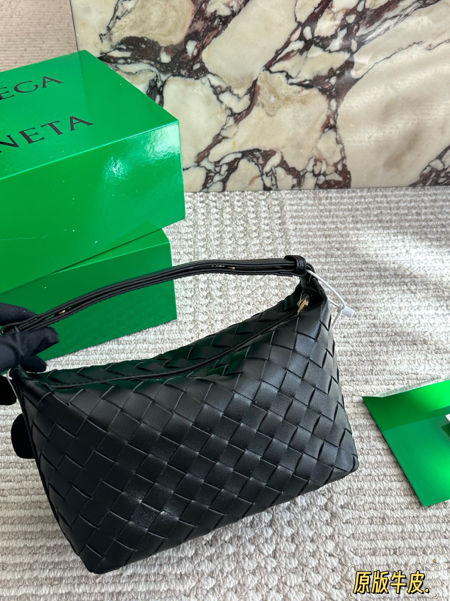 BOTTEGA VENETA 월리스 미니 토트숄더백