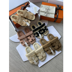 HERMES 퍼 슬리퍼