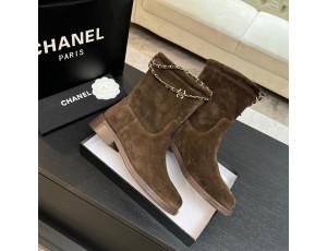 CH*NEL 스웨이드 앵클