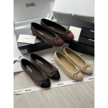 CH*NEL 스웨이드 플랫